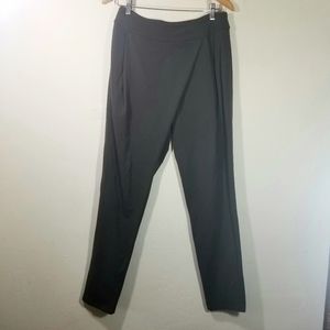 Lululemon Brown leggings with three pockets